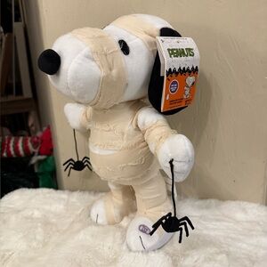 Snoopy Halloween mummy animated